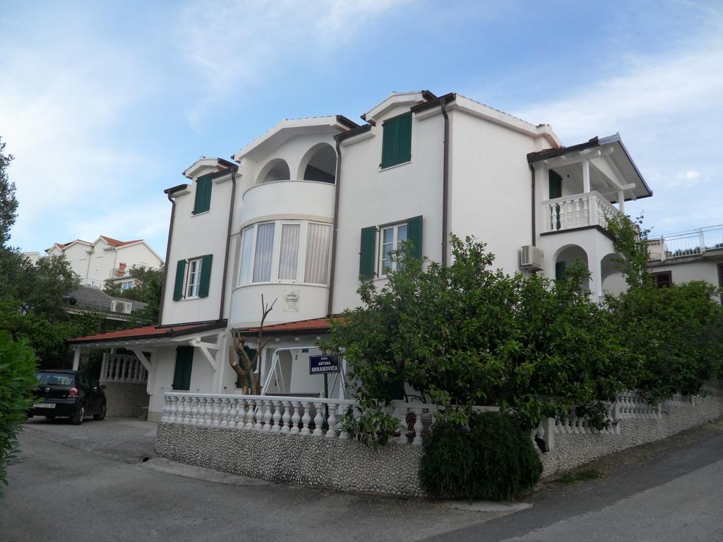 Vila Mateja Трогир Экстерьер фото