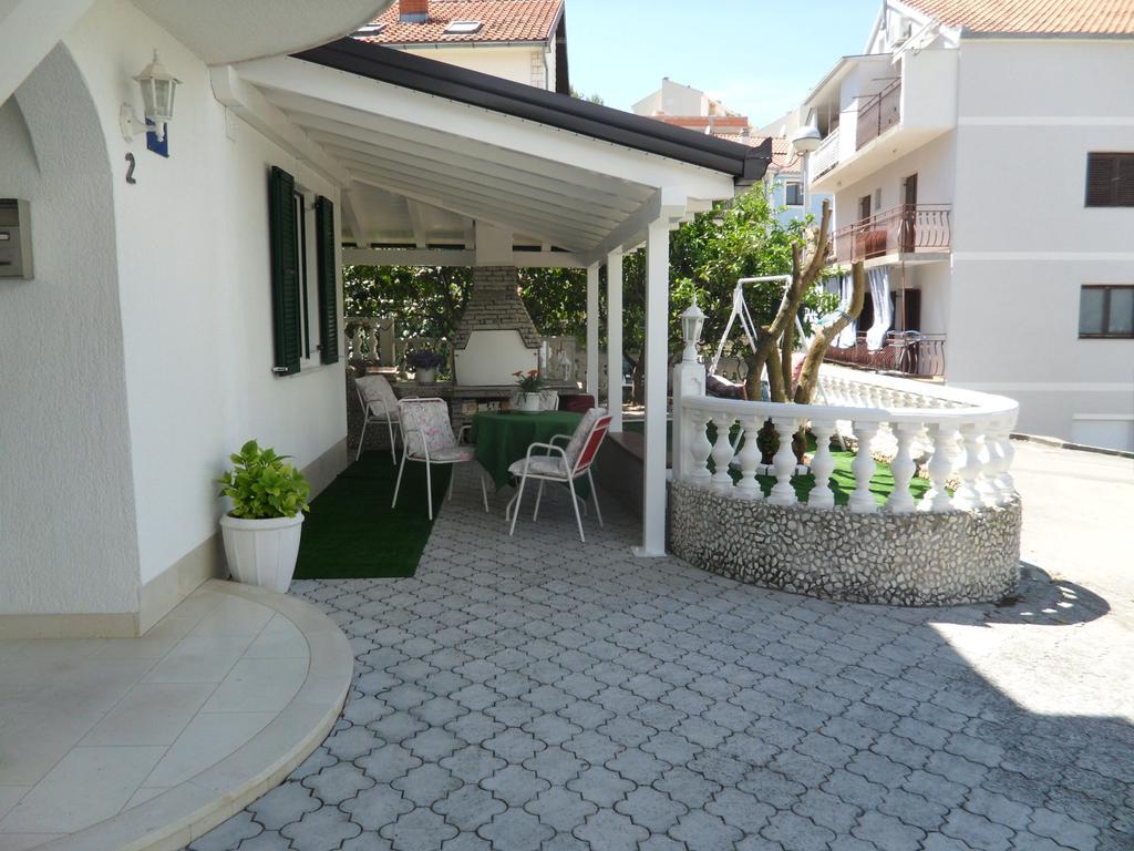 Vila Mateja Трогир Экстерьер фото